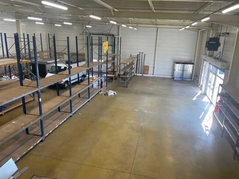 Local d’activités dans Compiègne à louer - Photo intérieure – Image 1 sur 6