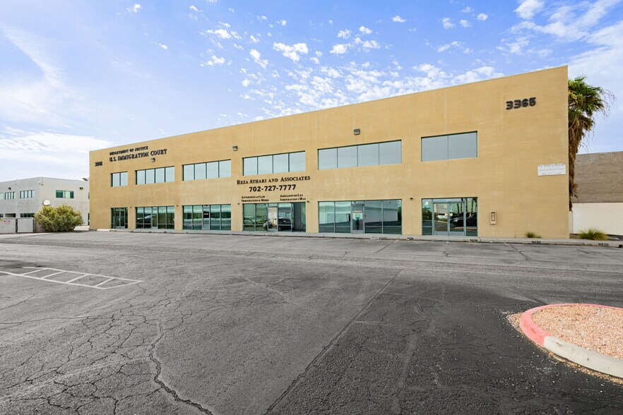 3365 Pepper Ln, Las Vegas, NV à vendre - Photo de l’immeuble – Image 3 sur 52