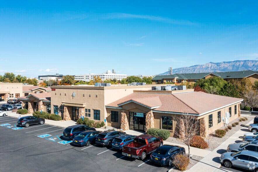 2240 Grande SE, Rio Rancho, NM à vendre - Photo principale – Image 1 sur 1