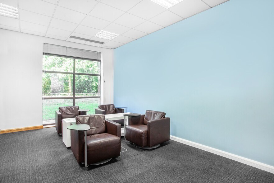 Central Blvd, Solihull à louer - Photo intérieure – Image 2 sur 10