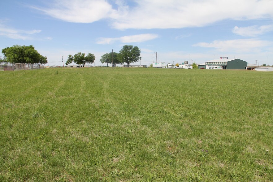 109 E Hatton Rd, Wichita Falls, TX à vendre - Photo de l’immeuble – Image 3 sur 12