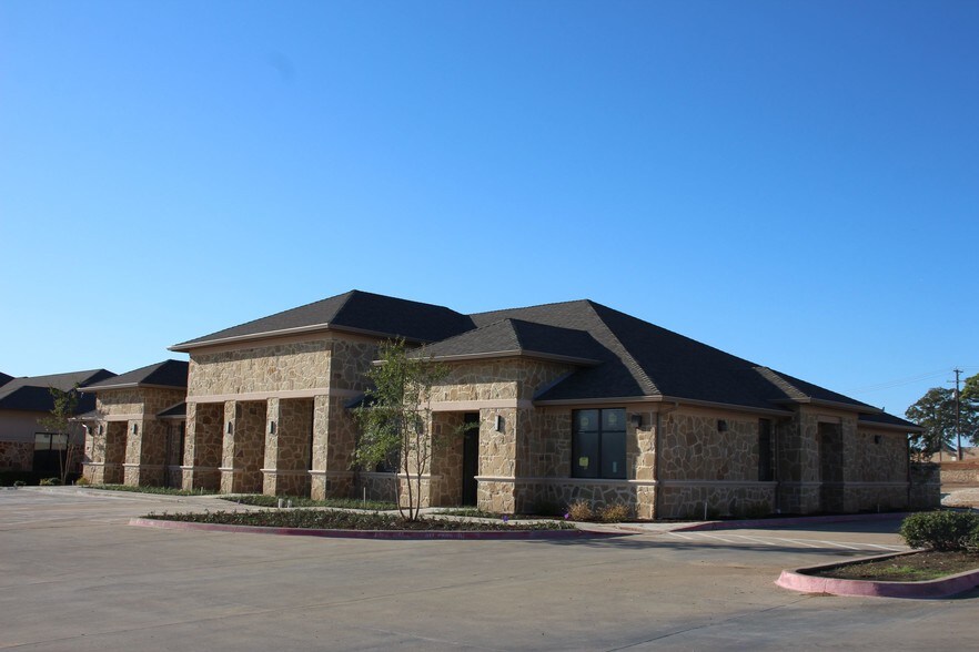 8805 N Tarrant Pky, North Richland Hills, TX à vendre - Photo de l’immeuble – Image 3 sur 15