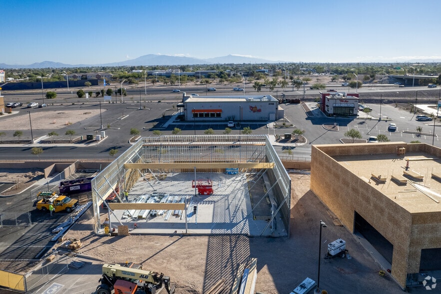4734 S Landing Way, Tucson, AZ à vendre - Photo principale – Image 1 sur 4