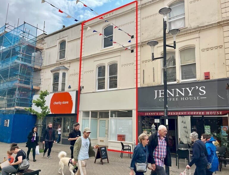 73 High St, Weston Super Mare à louer - Photo de l’immeuble – Image 1 sur 3