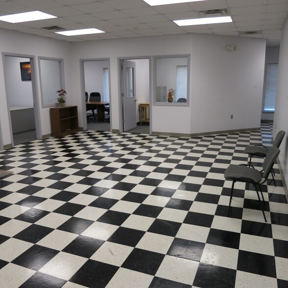 1753-1787 Old Earnhardt Rd, Kannapolis, NC à louer - Photo intérieure – Image 3 sur 40