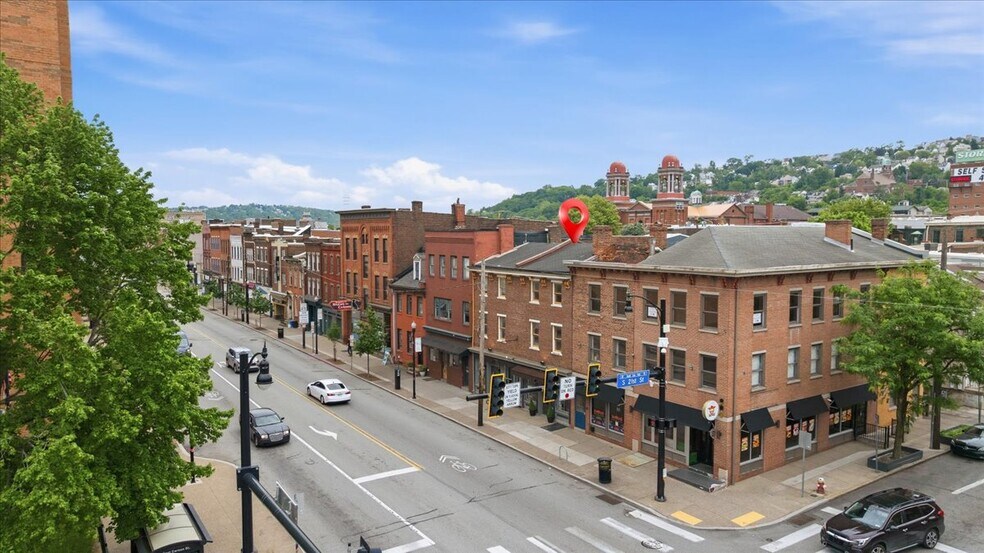 2104 E Carson St, Pittsburgh, PA à vendre - Photo de l’immeuble – Image 2 sur 45