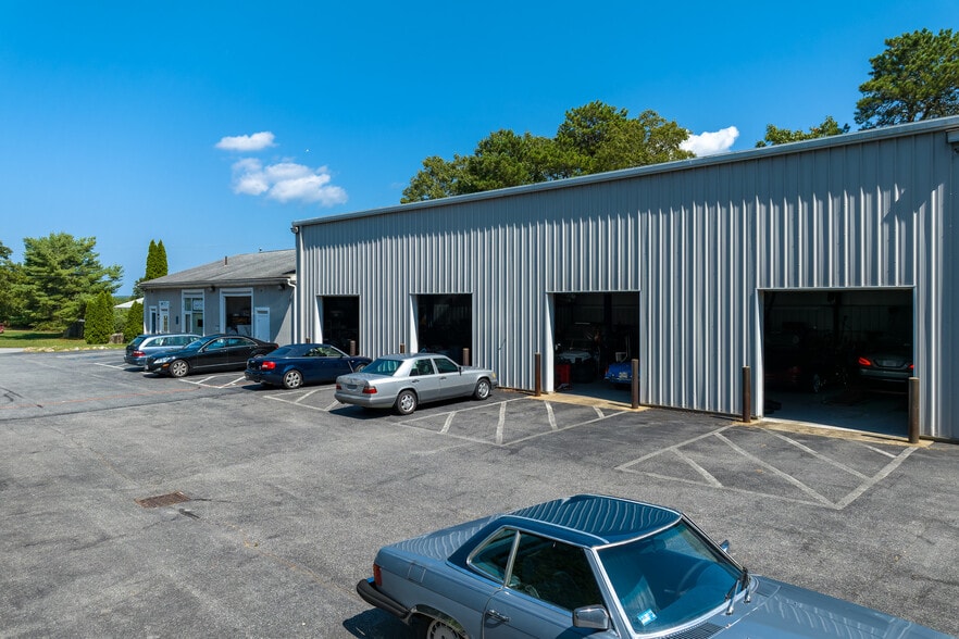 7 Colonel Dr, Bourne, MA à vendre - Photo de l’immeuble – Image 2 sur 42