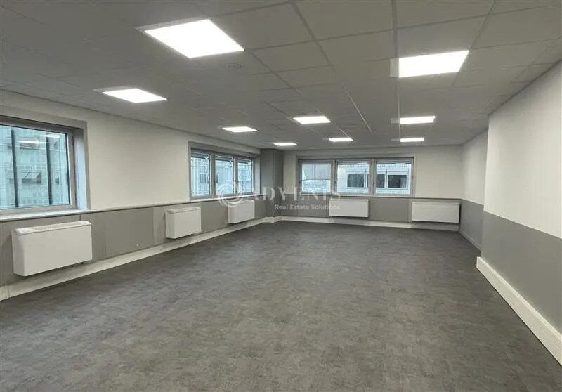 Bureau dans Tremblay-en-France à louer - Photo intérieure – Image 3 sur 5