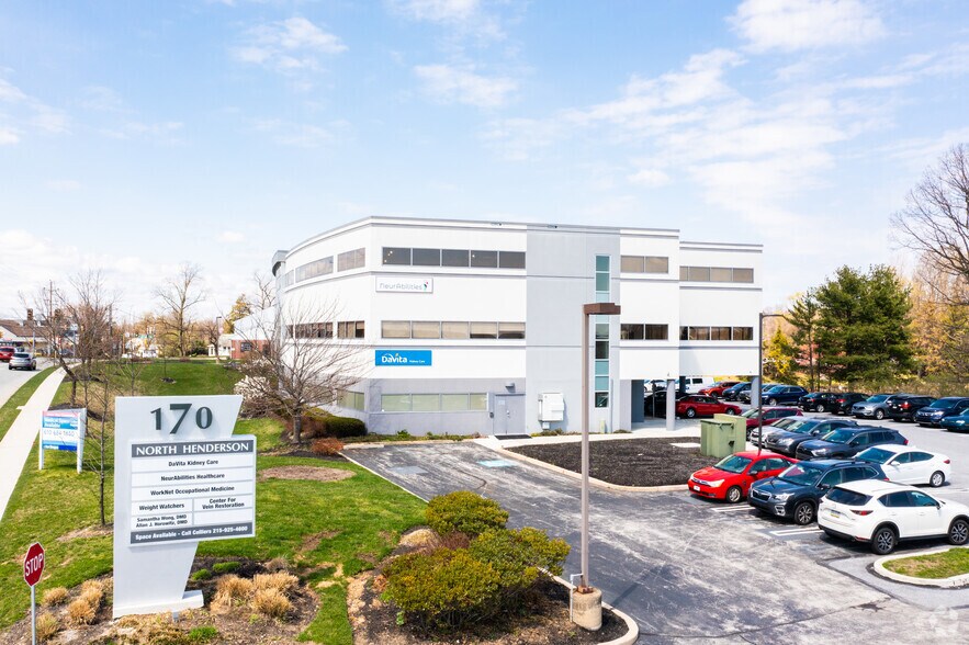 170 North Henderson Rd, King Of Prussia, PA à louer - Photo de l’immeuble – Image 2 sur 9