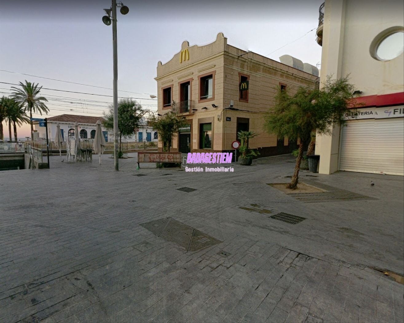 Local commercial dans Badalona, Barcelona à louer Photo intérieure– Image 1 sur 6