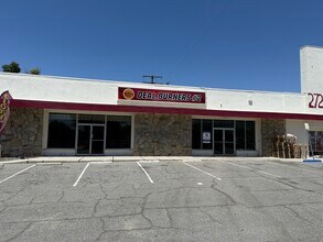 2724 N Waterman Ave, San Bernardino, CA à louer Photo intérieure– Image 1 sur 9