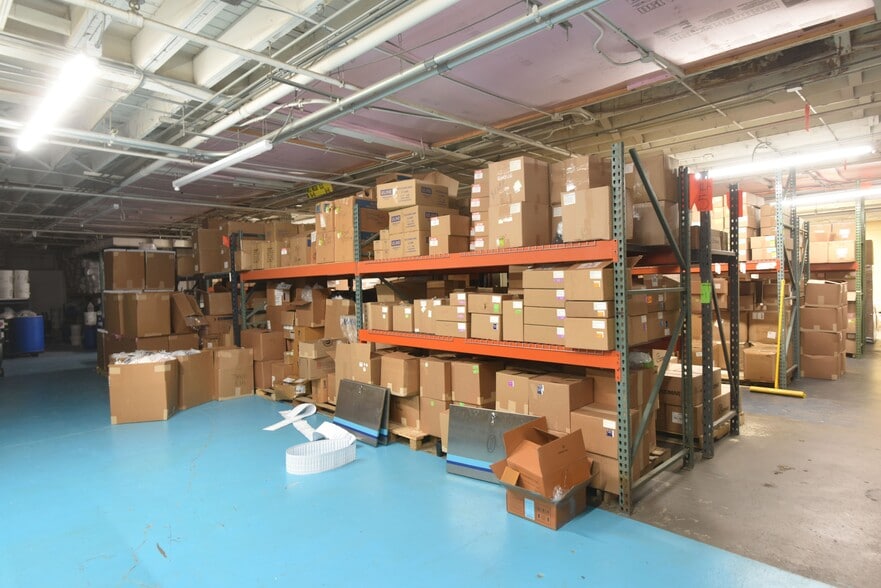 4555 W Addison St, Chicago, IL à vendre - Photo intérieure – Image 3 sur 7