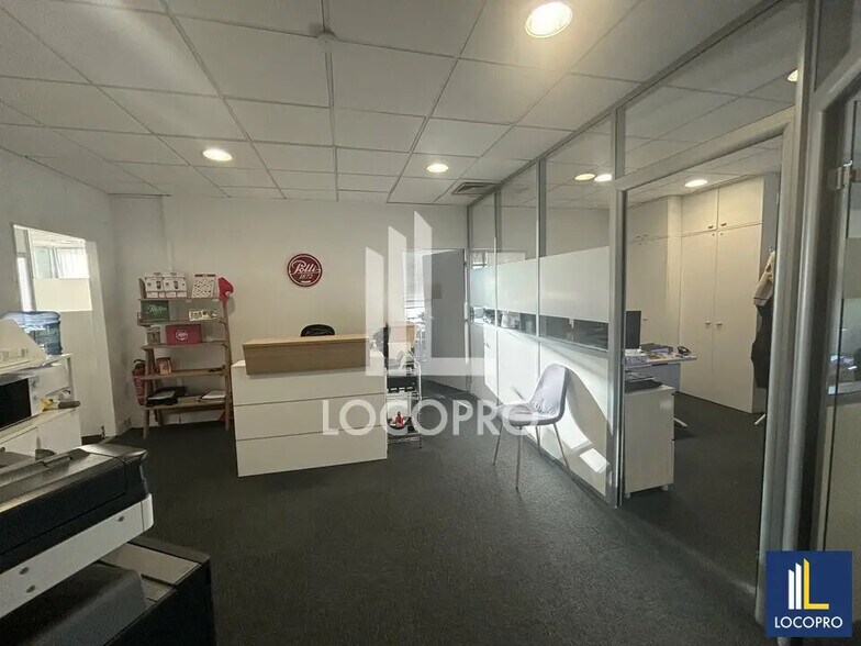 455 Promenade Des Anglais, Nice à louer - Photo de l’immeuble – Image 2 sur 3