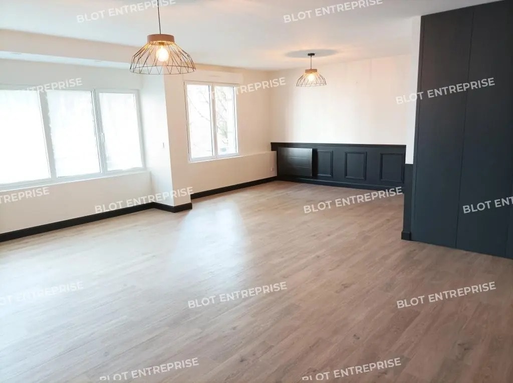 dans Nantes à vendre Photo de l’immeuble– Image 1 sur 1