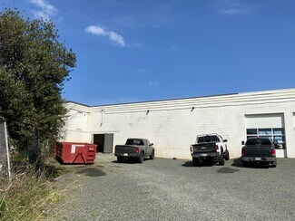Plus de détails pour 677 Burnside Rd E, Victoria, BC - Industriel/Logistique à louer