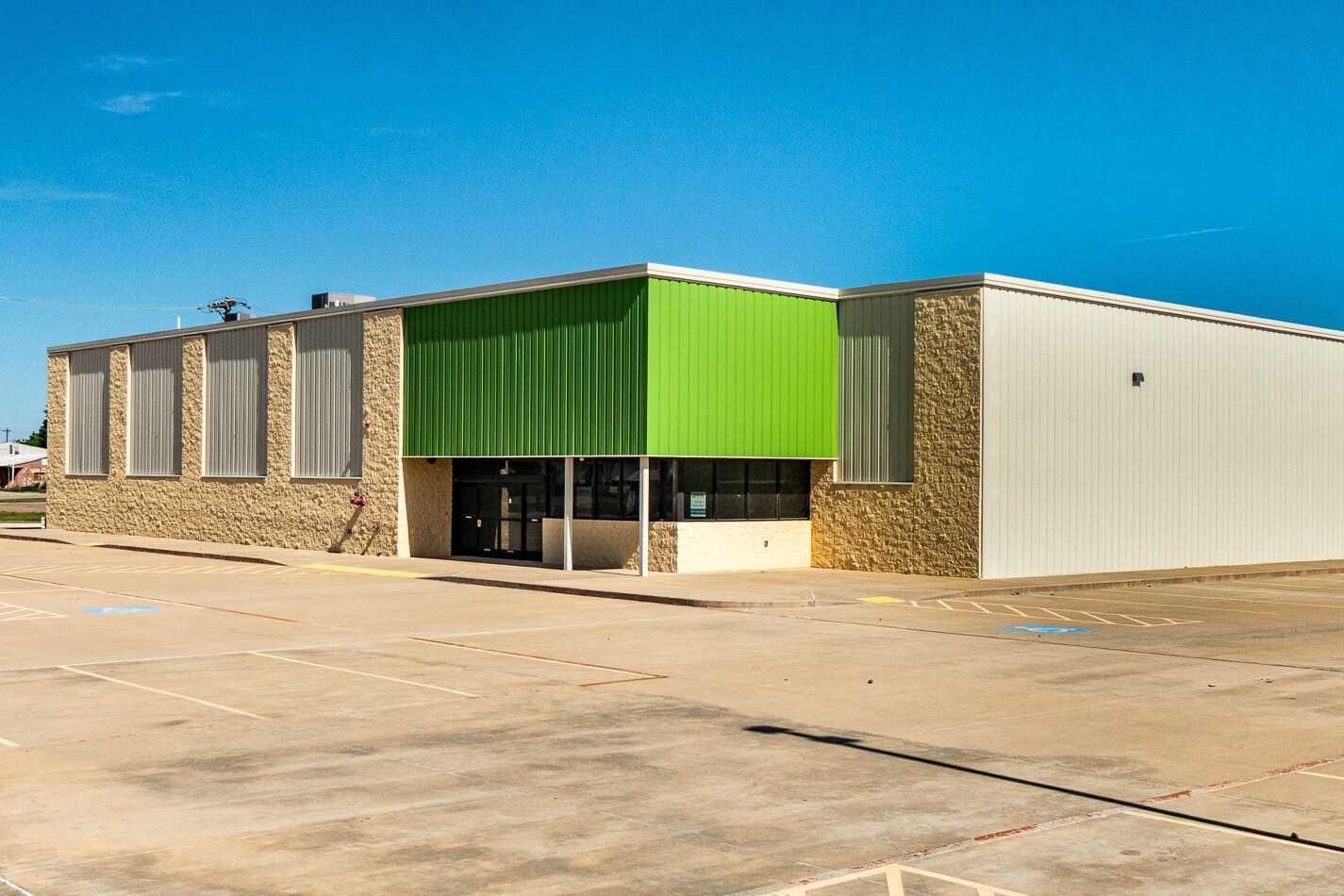 908 NW 6th St, Tulia, TX à vendre Photo de l’immeuble– Image 1 sur 41