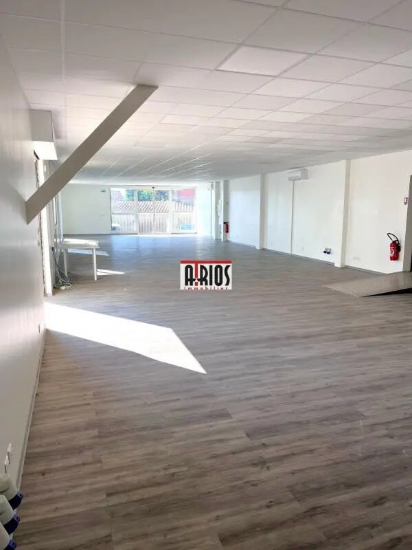 Local commercial dans La Garde à louer Photo intérieure– Image 1 sur 11