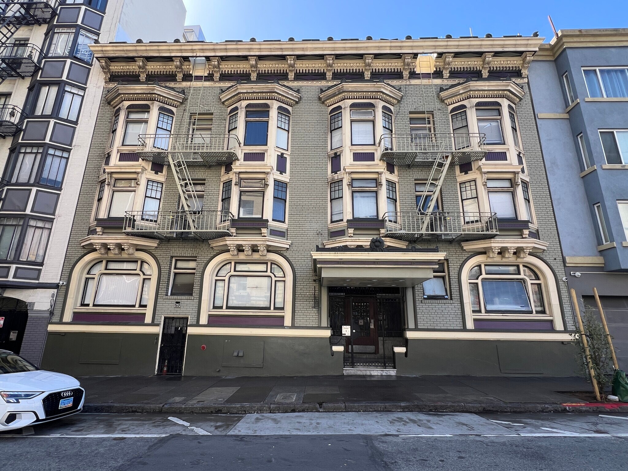 381 Turk St, San Francisco, CA à vendre Photo de l’immeuble– Image 1 sur 33