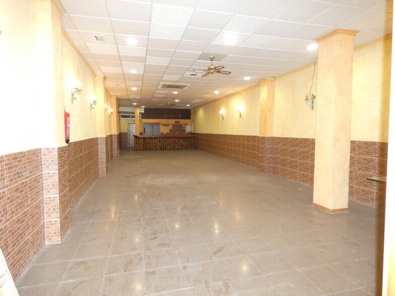 Local commercial dans Molina de Segura, Murcia à vendre - Photo intérieure – Image 2 sur 11