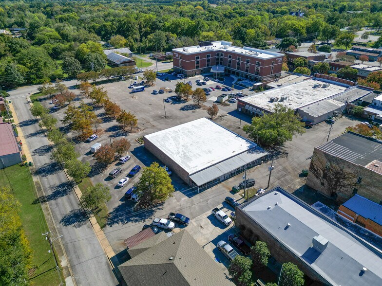 1 Village Park, Cheraw, SC à vendre - Photo de l’immeuble – Image 2 sur 38