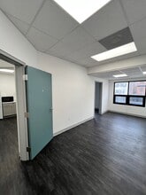 503 Sophia St, Fredericksburg, VA à louer Photo intérieure– Image 2 sur 4