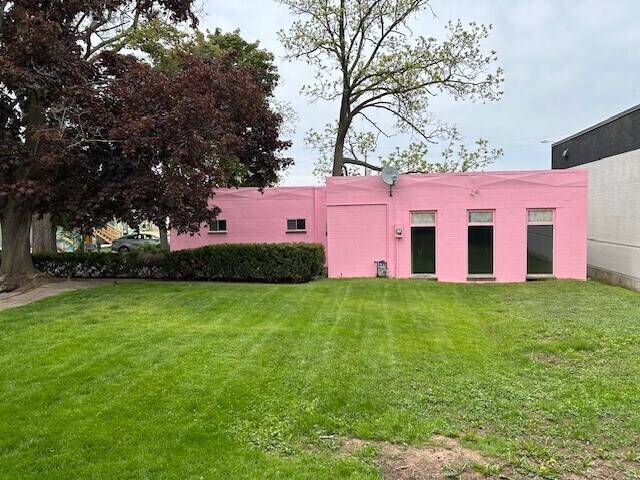 23 Elm Street, Grimsby, ON à louer - Photo de l’immeuble – Image 2 sur 14