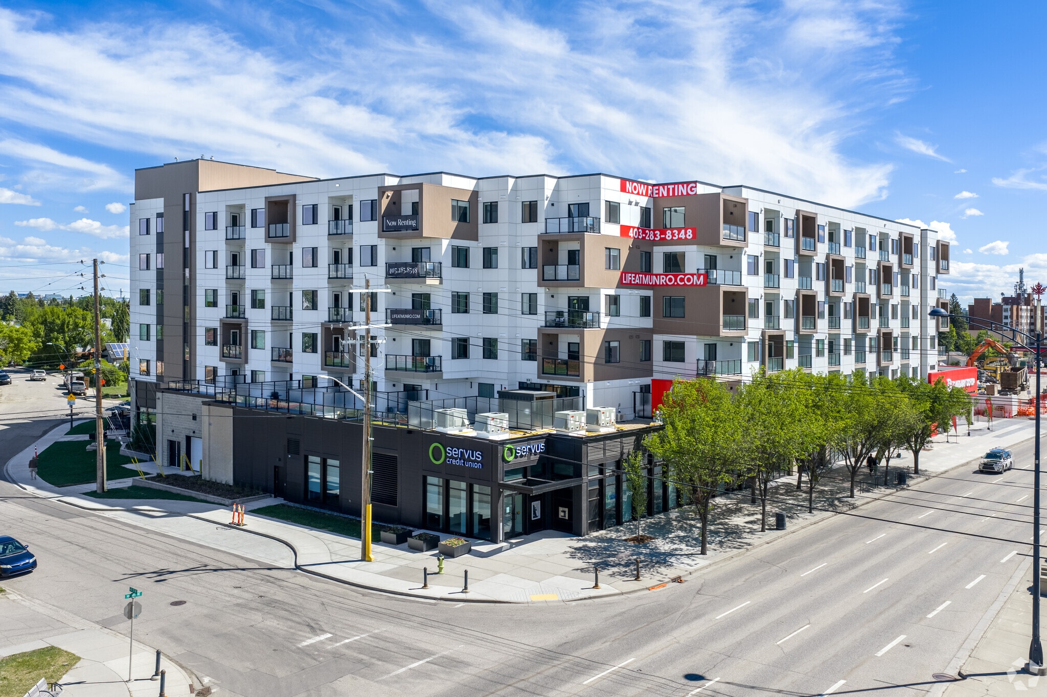 1750 4 St NE, Calgary, AB à louer Photo principale– Image 1 sur 24