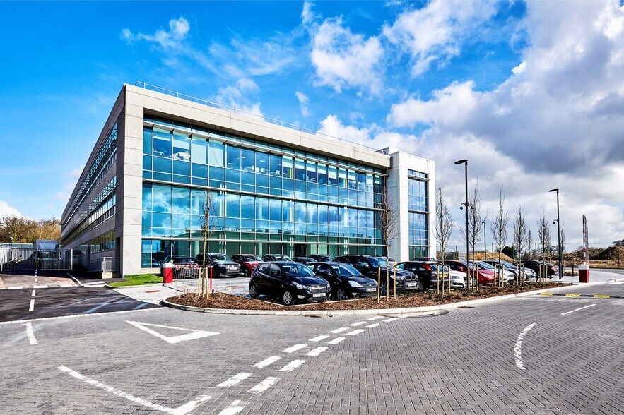 London Rd, Harlow à louer - Photo de l’immeuble – Image 2 sur 7