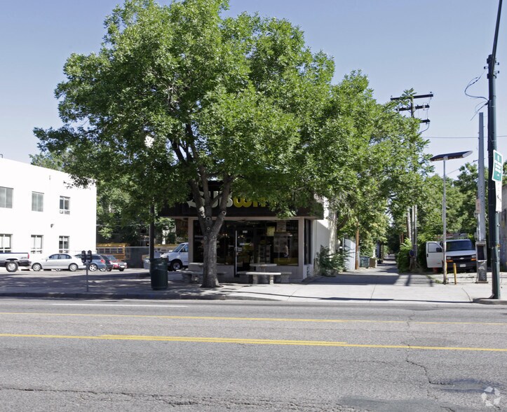 1919 E Colfax Ave, Denver, CO à vendre - Photo de l’immeuble – Image 2 sur 2
