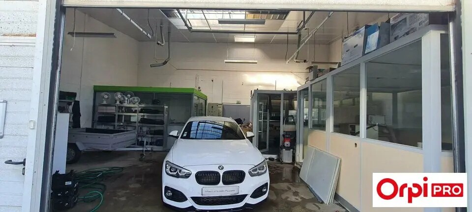 Local d’activités dans Trégueux à louer - Photo de l’immeuble – Image 3 sur 5