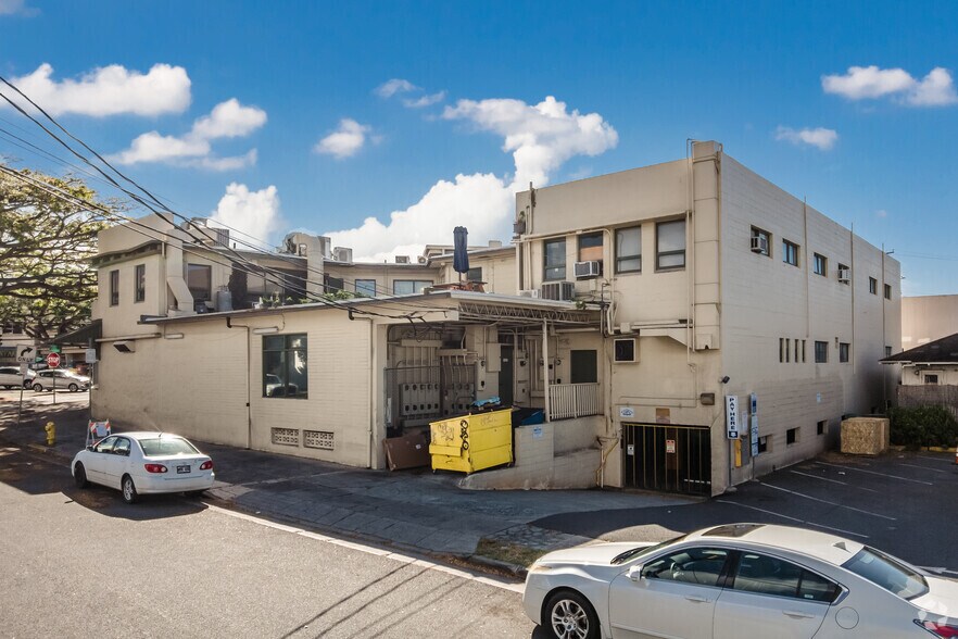 758-768 Kapahulu Ave, Honolulu, HI à louer - Photo de l’immeuble – Image 3 sur 10