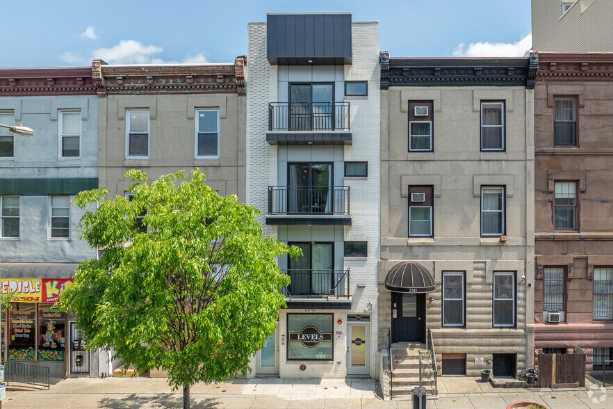 2243 N Broad St, Philadelphia, PA à vendre - Photo de l’immeuble – Image 2 sur 5