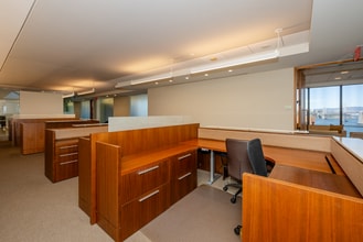 211 Main St, San Francisco, CA à louer Photo intérieure– Image 2 sur 13