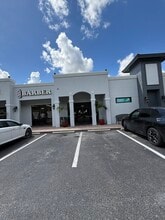 7785 Davis Blvd, Naples, FL à louer Photo de l’immeuble– Image 1 sur 23