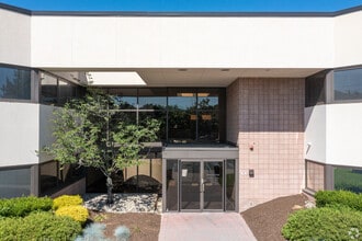 225 State Highway 35, Red Bank, NJ à louer Photo de l’immeuble– Image 2 sur 12