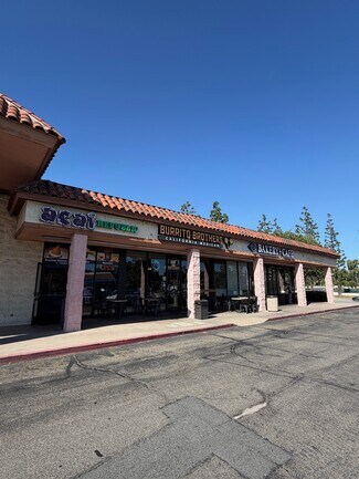 Plus de détails pour 19713-19725 Yorba Linda Blvd, Yorba Linda, CA - Local commercial à louer