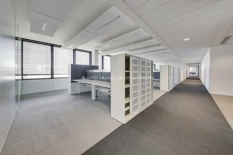 18-20 Rue Des Deux Gares, Rueil-Malmaison à louer Photo intérieure– Image 1 sur 12
