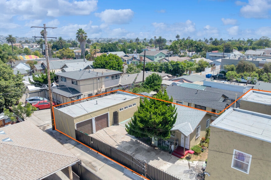 2123-2131 E 7th St, Long Beach, CA à vendre - Photo de l’immeuble – Image 2 sur 7