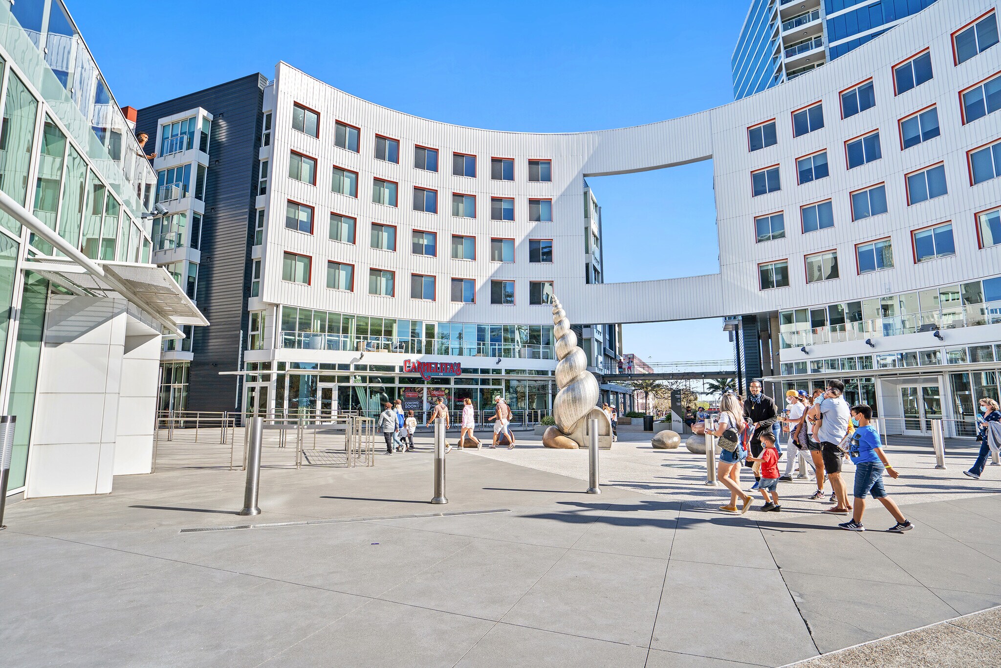 100 Park Plz, San Diego, CA à louer Photo principale– Image 1 sur 5