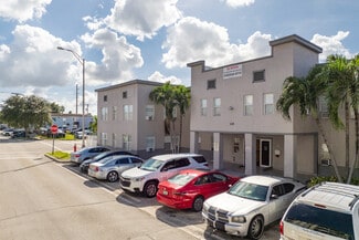 Plus de détails pour 508 W 1st Ave, Hialeah, FL - Logement à vendre