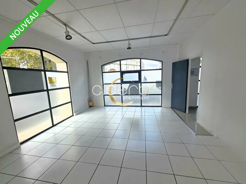 Bureau dans Clermont-Ferrand à vendre - Photo de l’immeuble – Image 1 sur 12