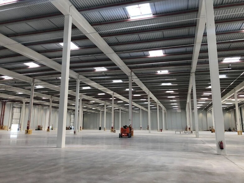 Poligono Isla, Dos Hermanas, La, 2, Dos Hermanas, Sevilla à louer - Photo de l’immeuble – Image 3 sur 10