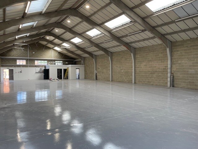 1 Mace Ln, Ashford à louer - Photo de l’immeuble – Image 2 sur 19