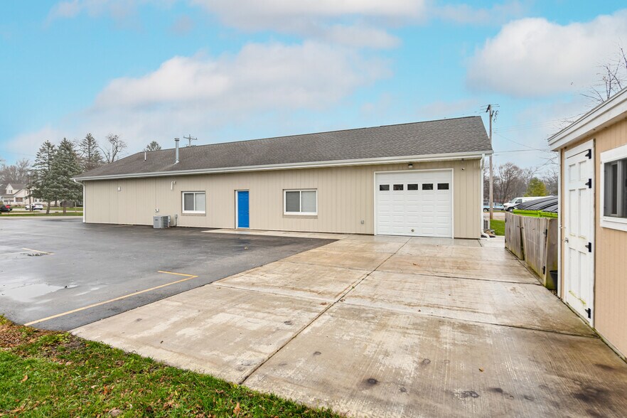 108 N Front St, Burlington, WI à vendre - Photo de l’immeuble – Image 2 sur 32
