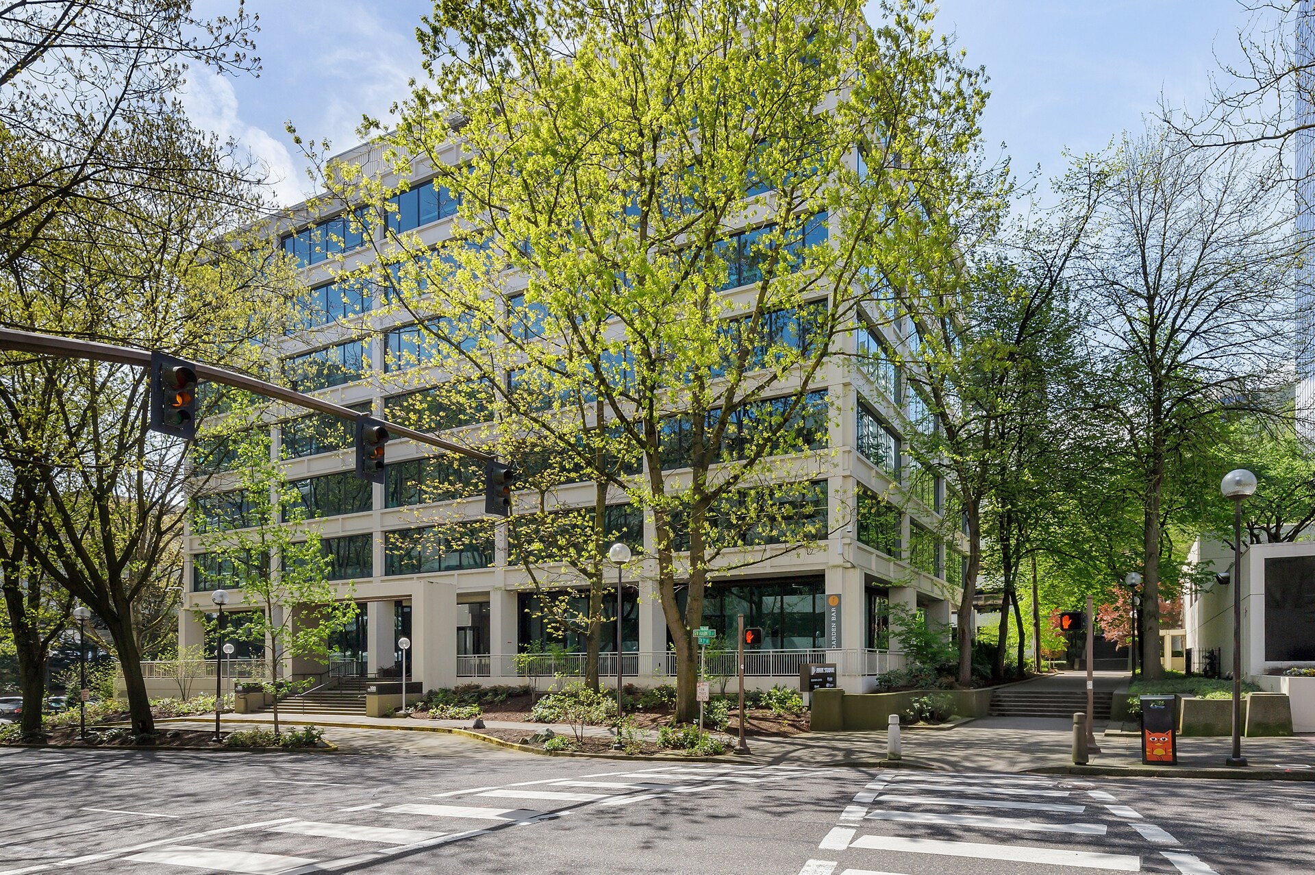 100 SW Market St, Portland, OR à vendre Photo principale– Image 1 sur 18