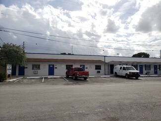 Plus de détails pour 2610-2618 NW 4th St, Fort Lauderdale, FL - Industriel/Logistique à louer