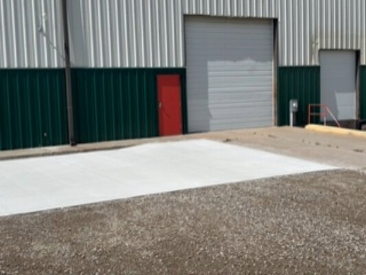 1535 NW 36th St, Newton, KS à louer - Photo de l’immeuble – Image 3 sur 7