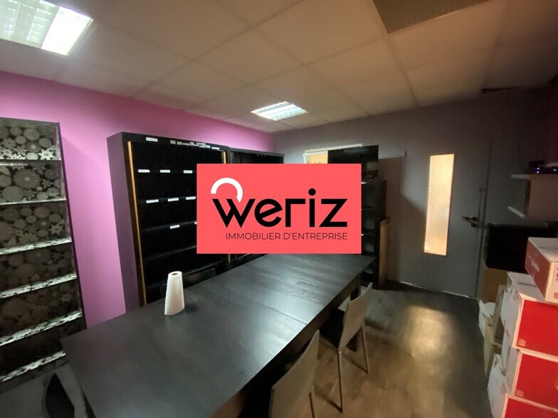 10 Rue André Marie Ampère, Velaux à louer - Photo de l’immeuble – Image 3 sur 16