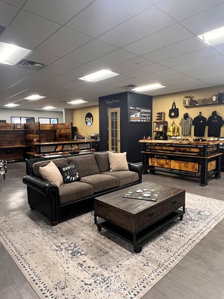 5325 Reno Corporate Dr, Reno, NV à louer - Photo de l’immeuble – Image 3 sur 7