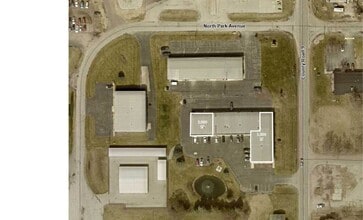 53905 County Road 9, Elkhart, IN à louer Photo intérieure– Image 1 sur 2